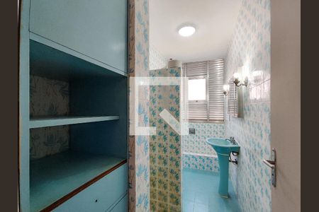 Apartamento à venda com 85m², 2 quartos e sem vagaBanheiro Corredor