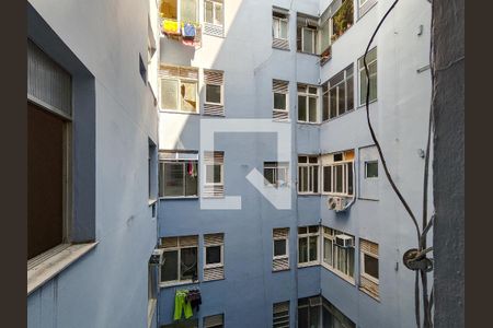 Apartamento à venda com 85m², 2 quartos e sem vagaCozinha e Área de Serviço
