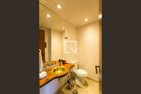 Apartamento à venda com 450m², 5 quartos e 4 vagas Apartamento à venda com 450m², 5 quartos e 4 vagasLavabo cobertura