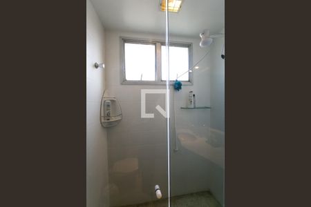 Apartamento à venda com 450m², 5 quartos e 4 vagas Apartamento à venda com 450m², 5 quartos e 4 vagasBanheiro da Suíte 2