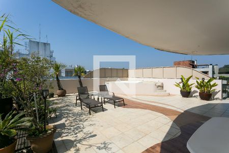 Apartamento à venda com 450m², 5 quartos e 4 vagas Apartamento à venda com 450m², 5 quartos e 4 vagasvaranda da cobertura