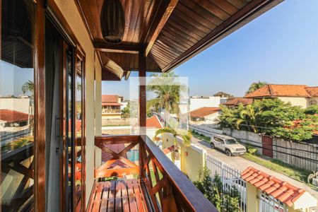 Suíte 1 - Varanda de casa de condomínio à venda com 4 quartos, 320m² em Recreio dos Bandeirantes, Rio de Janeiro