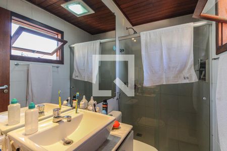 Casa de condomínio à venda com 320m², 4 quartos e 4 vagasSuíte 2 - Banheiro