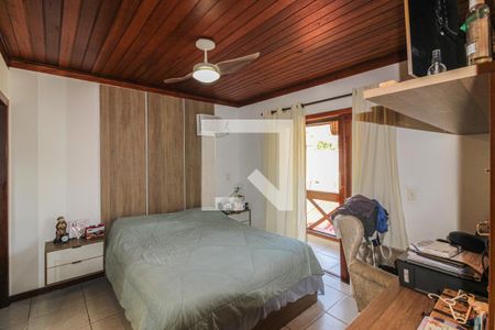 Casa de condomínio à venda com 320m², 4 quartos e 4 vagasSuíte 2