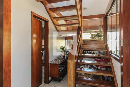 Sala - Escada e Bar de casa de condomínio à venda com 4 quartos, 320m² em Recreio dos Bandeirantes, Rio de Janeiro