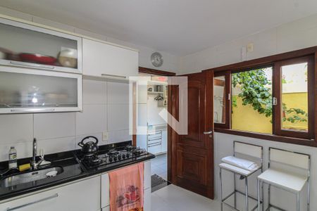 Casa de condomínio à venda com 320m², 4 quartos e 4 vagasCozinha