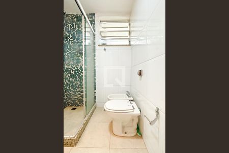 Apartamento à venda com 65m², 2 quartos e sem vaga Apartamento à venda com 65m², 2 quartos e sem vagaBanheiro Social