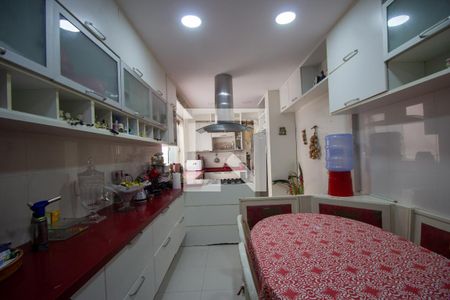 Apartamento para alugar com 229m², 4 quartos e 3 vagasCozinha