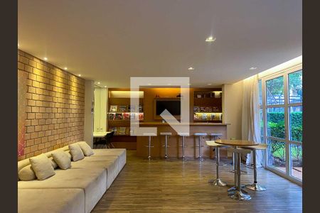 Apartamento à venda com 83m², 3 quartos e 1 vaga Apartamento à venda com 83m², 3 quartos e 1 vagaÁrea comum