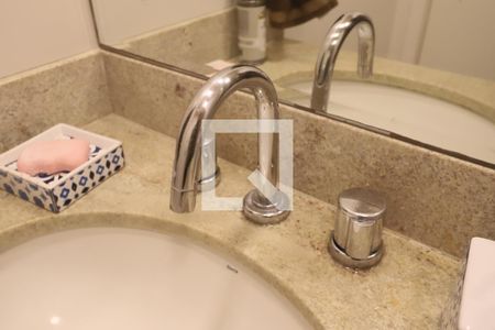 Apartamento à venda com 83m², 3 quartos e 1 vaga Apartamento à venda com 83m², 3 quartos e 1 vagaBanheiro