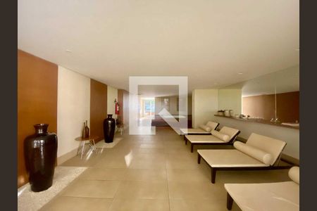 Apartamento à venda com 83m², 3 quartos e 1 vaga Apartamento à venda com 83m², 3 quartos e 1 vagaÁrea comum