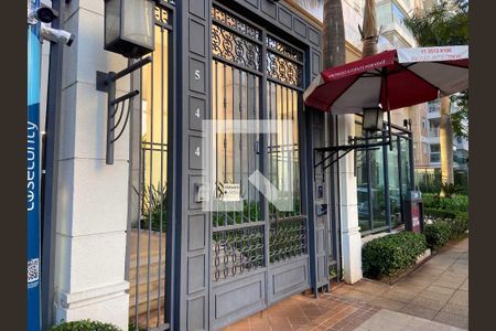 Apartamento à venda com 83m², 3 quartos e 1 vaga Apartamento à venda com 83m², 3 quartos e 1 vagaFachada