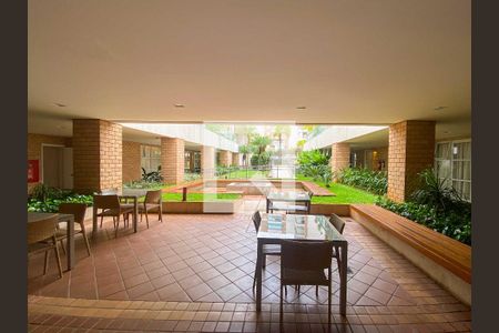 Apartamento à venda com 83m², 3 quartos e 1 vaga Apartamento à venda com 83m², 3 quartos e 1 vagaÁrea comum