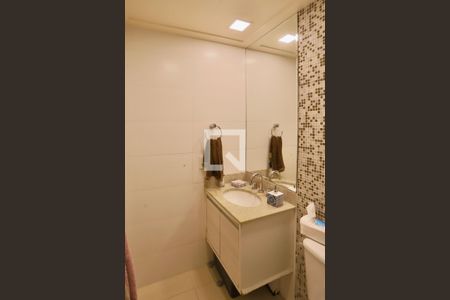 Apartamento à venda com 83m², 3 quartos e 1 vaga Apartamento à venda com 83m², 3 quartos e 1 vagaBanheiro