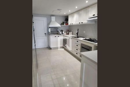 Apartamento à venda com 3 quartos, 146m² em Cambuci, São Paulo