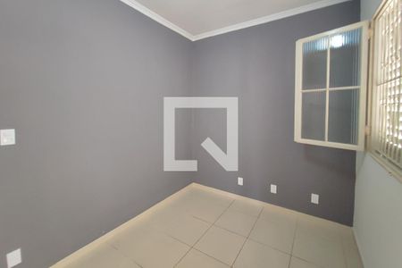 Casa à venda com 107m², 3 quartos e 3 vagasQuarto 3