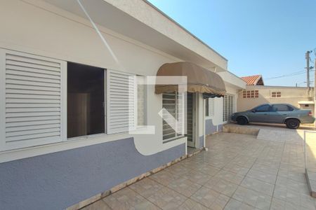 Casa à venda com 107m², 3 quartos e 3 vagasQuintal - Garagem