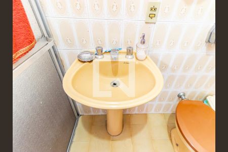 Casa à venda com 175m², 3 quartos e 2 vagasBanheiro 1