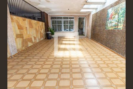 Casa à venda com 175m², 3 quartos e 2 vagasGaragem