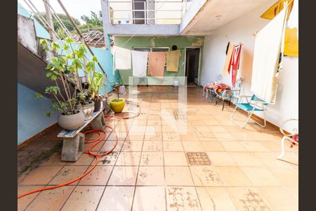 Casa à venda com 175m², 3 quartos e 2 vagasQuintal