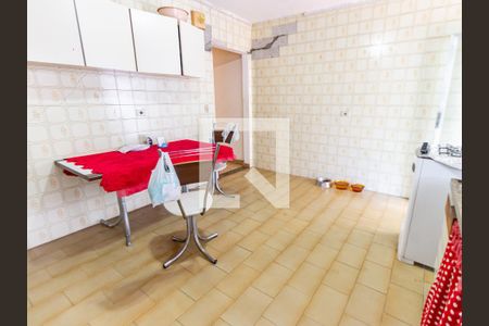 Casa à venda com 175m², 3 quartos e 2 vagasCozinha