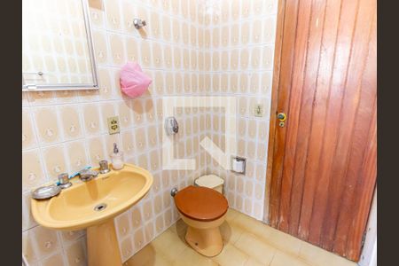 Casa à venda com 175m², 3 quartos e 2 vagasBanheiro 1