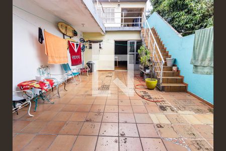 Casa à venda com 175m², 3 quartos e 2 vagasQuintal