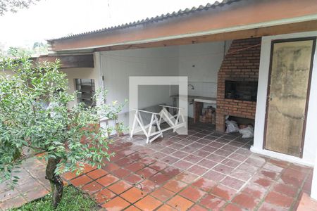 Casa à venda com 195m², 3 quartos e 2 vagas Casa à venda com 195m², 3 quartos e 2 vagasÁrea comum - Churrasqueira