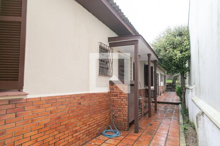 Casa à venda com 195m², 3 quartos e 2 vagas Casa à venda com 195m², 3 quartos e 2 vagasÁrea externa