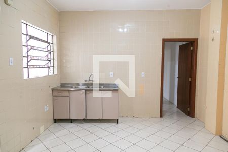 Casa à venda com 195m², 3 quartos e 2 vagas Casa à venda com 195m², 3 quartos e 2 vagasCozinha