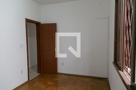 Casa à venda com 195m², 3 quartos e 2 vagas Casa à venda com 195m², 3 quartos e 2 vagasQuarto 3