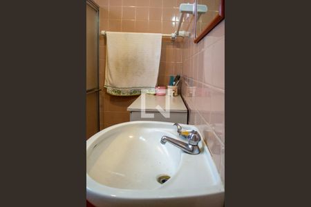 Casa à venda com 90m², 3 quartos e 1 vagaBanheiro