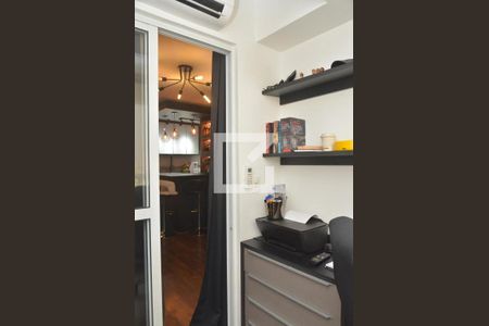 Apartamento à venda com 128m², 2 quartos e 2 vagasEscritório