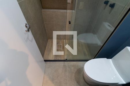 Banheiro de apartamento para alugar com 1 quarto, 44m² em Butantã, São Paulo