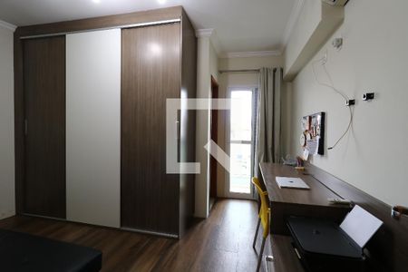 Apartamento à venda com 230m², 4 quartos e 2 vagasSuíte 1