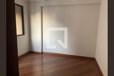 Apartamento à venda com 253m², 4 quartos e 4 vagasPrimeira Suite