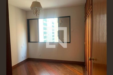 Apartamento à venda com 253m², 4 quartos e 4 vagasQuarta suite