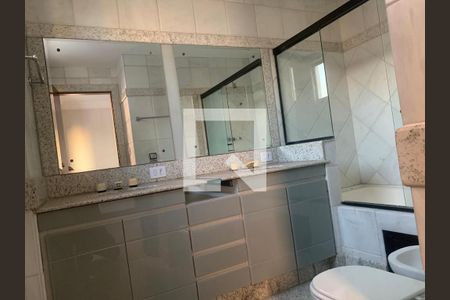 Apartamento à venda com 253m², 4 quartos e 4 vagasSegunda Suite