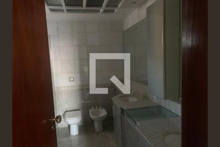 Apartamento à venda com 253m², 4 quartos e 4 vagasTerceira suite - Master