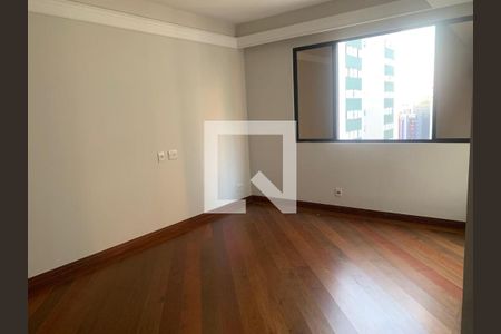 Apartamento à venda com 253m², 4 quartos e 4 vagasTerceira suite - Master