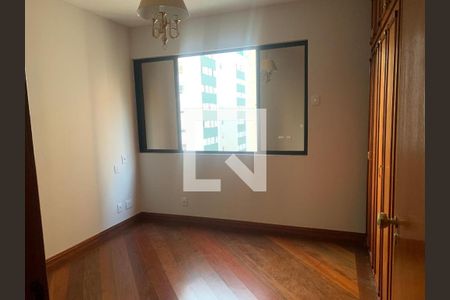 Apartamento à venda com 253m², 4 quartos e 4 vagasQuarta suite