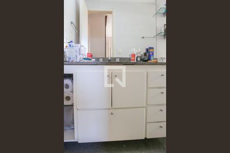 Apartamento à venda com 116m², 3 quartos e 3 vagasBanheiro da Suíte 2