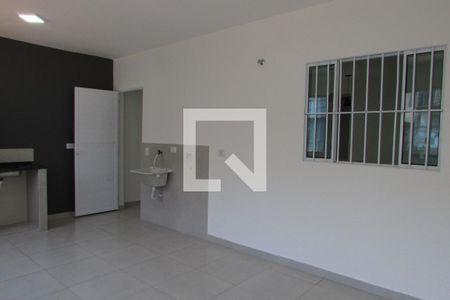 Casa à venda com 75m², 2 quartos e 2 vagasChurrasqueira