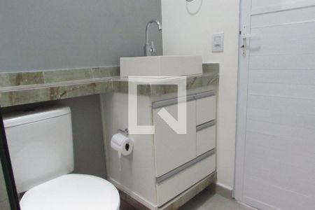 Casa à venda com 75m², 2 quartos e 2 vagasBanheiro