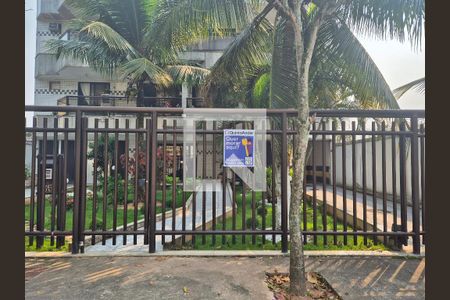 Apartamento à venda com 70m², 2 quartos e 1 vaga Apartamento à venda com 70m², 2 quartos e 1 vagaFachada