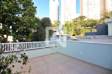Casa à venda com 131m², 2 quartos e 2 vagasQuarto 2 Varanda