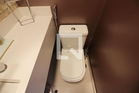 Casa à venda com 131m², 2 quartos e 2 vagasLavabo