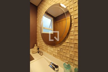 Casa à venda com 131m², 2 quartos e 2 vagasLavabo