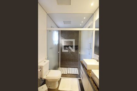 Casa à venda com 131m², 2 quartos e 2 vagasQuarto 1 - Suíte Banheiro