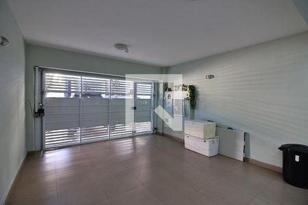 Casa à venda com 131m², 2 quartos e 2 vagasGaragem